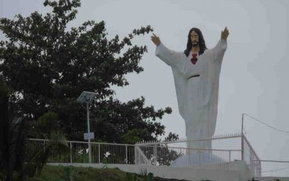 <p><strong>CALVARY HILL.</strong> The top of Calvary Hill in Tacloban City's  Siren district is being eyed to be one of the top tourist attractions in the city . <em>(Photo by R. T. Amazona) </em></p>